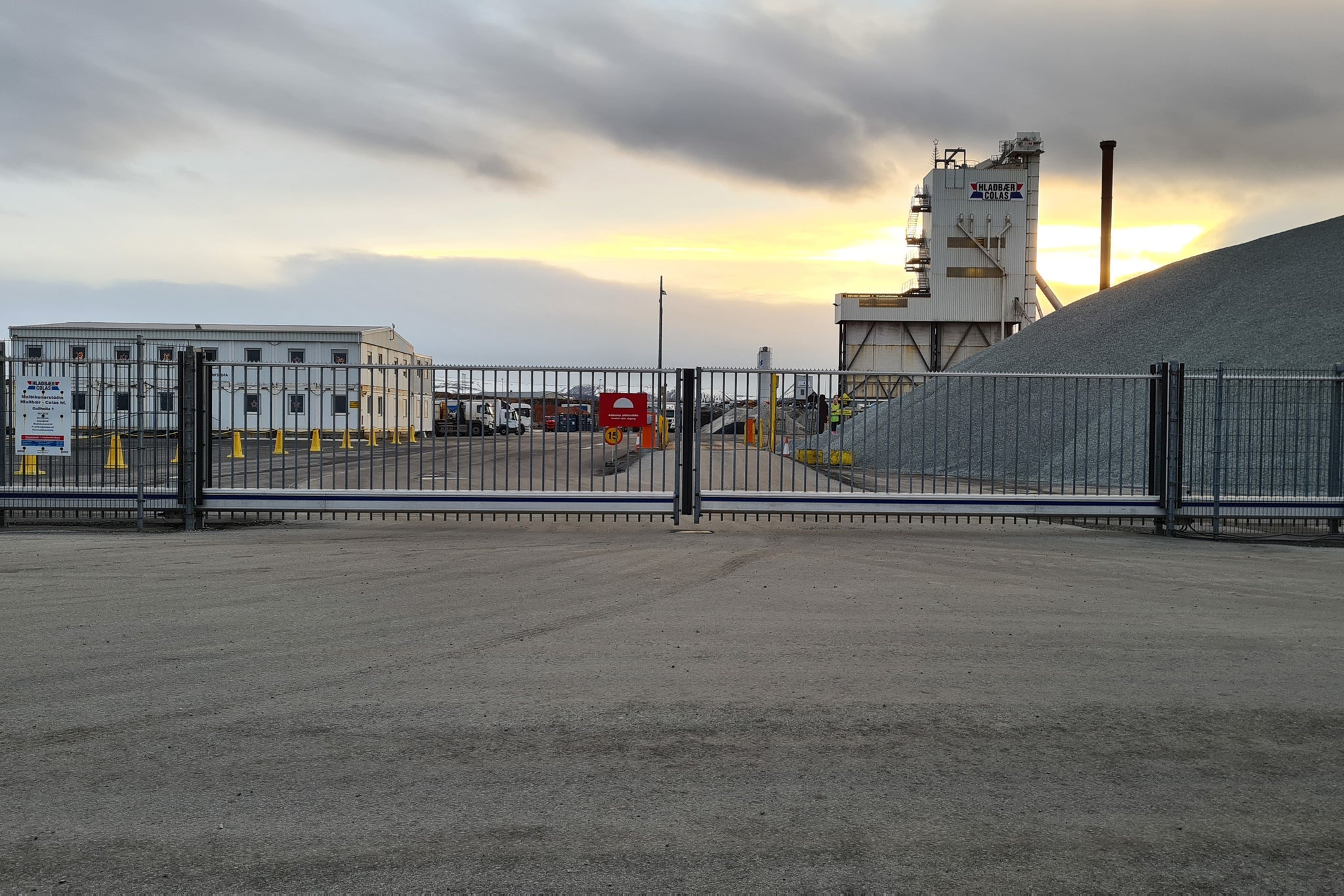 Hlaðbær Colas er með eitt af okkar stærri rennihliðum