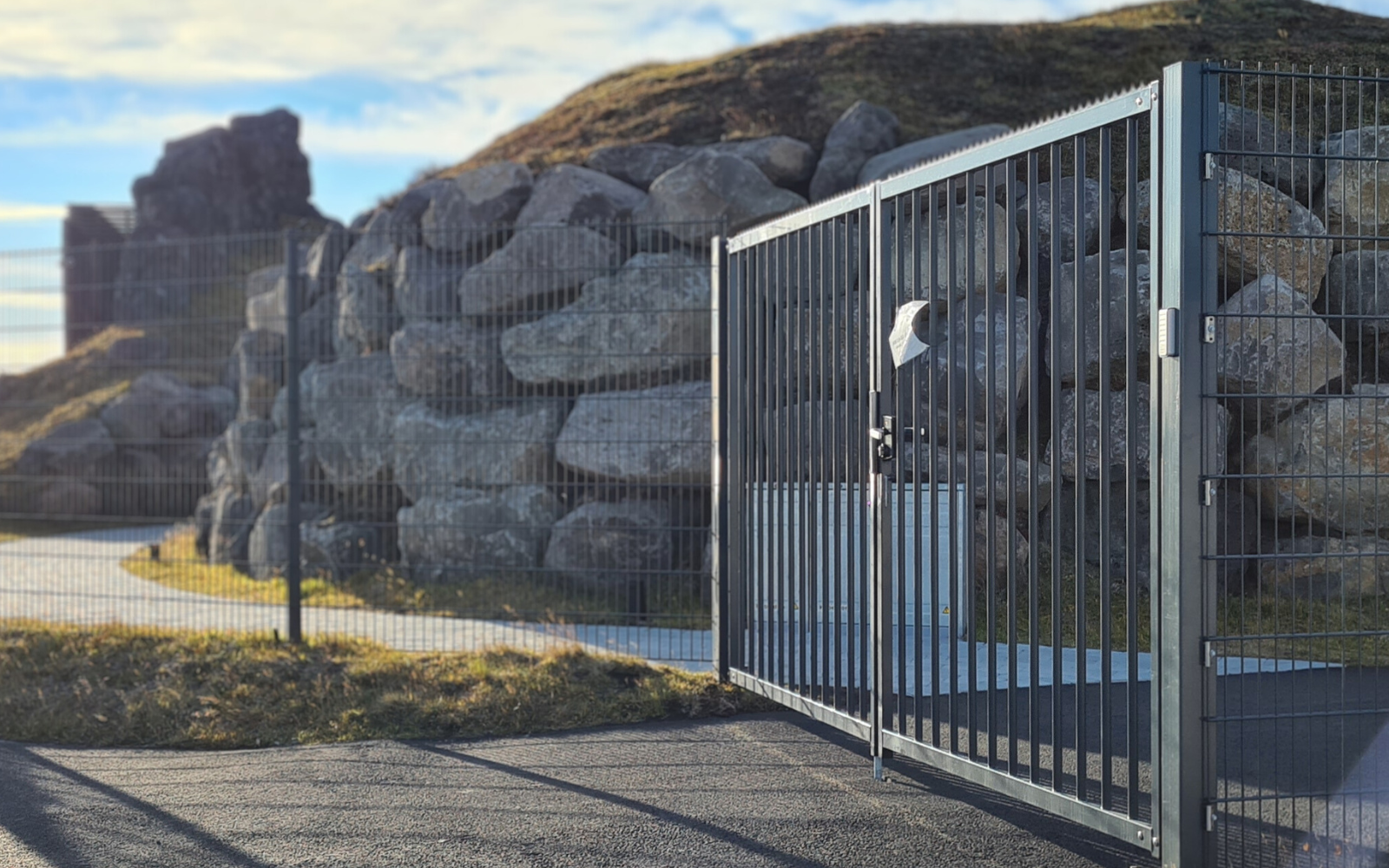 vængahlið við skylagoon
